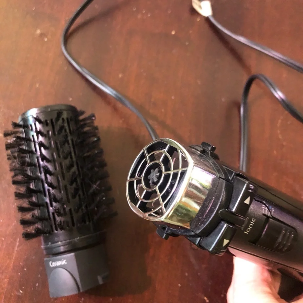Curling Brush Iron. Hair Tool. Conair. Like New. - Picture 6 of 6